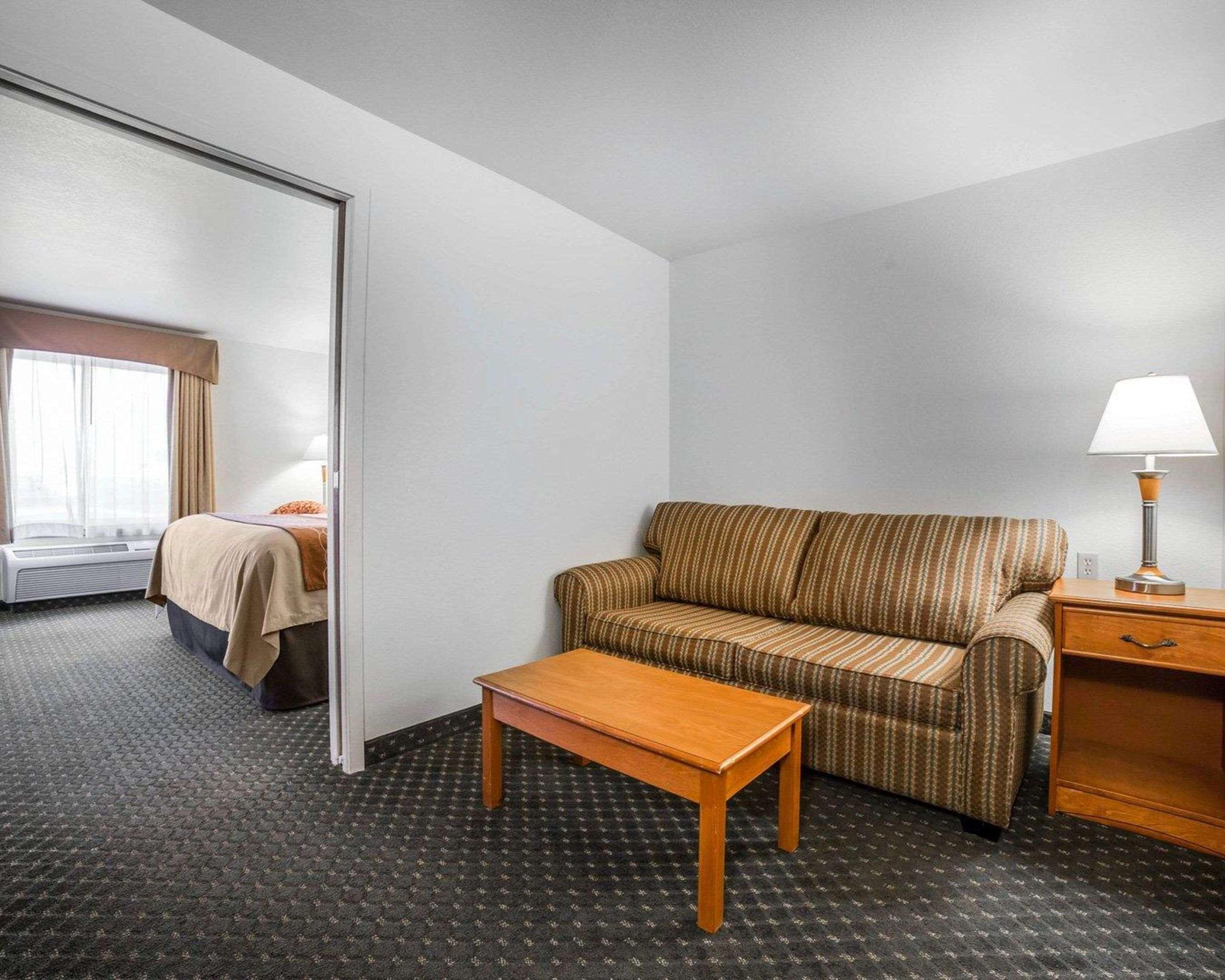 Comfort Inn & Suites Rawlins Exterior photo